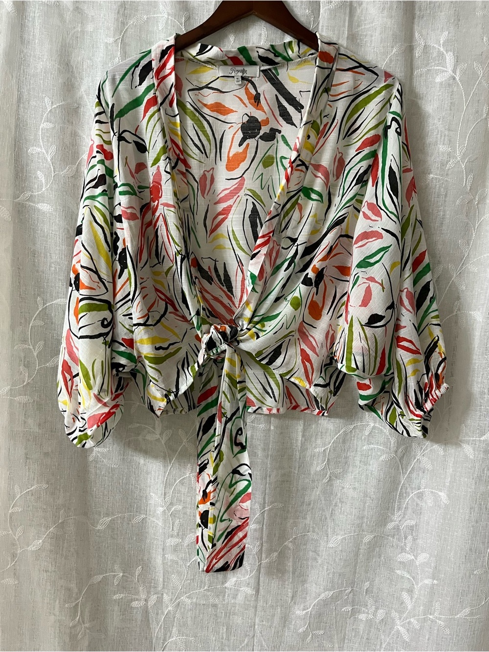 Royalty For Me White Multi Printed Tie-Front Blouse/Cardigan Size Medium